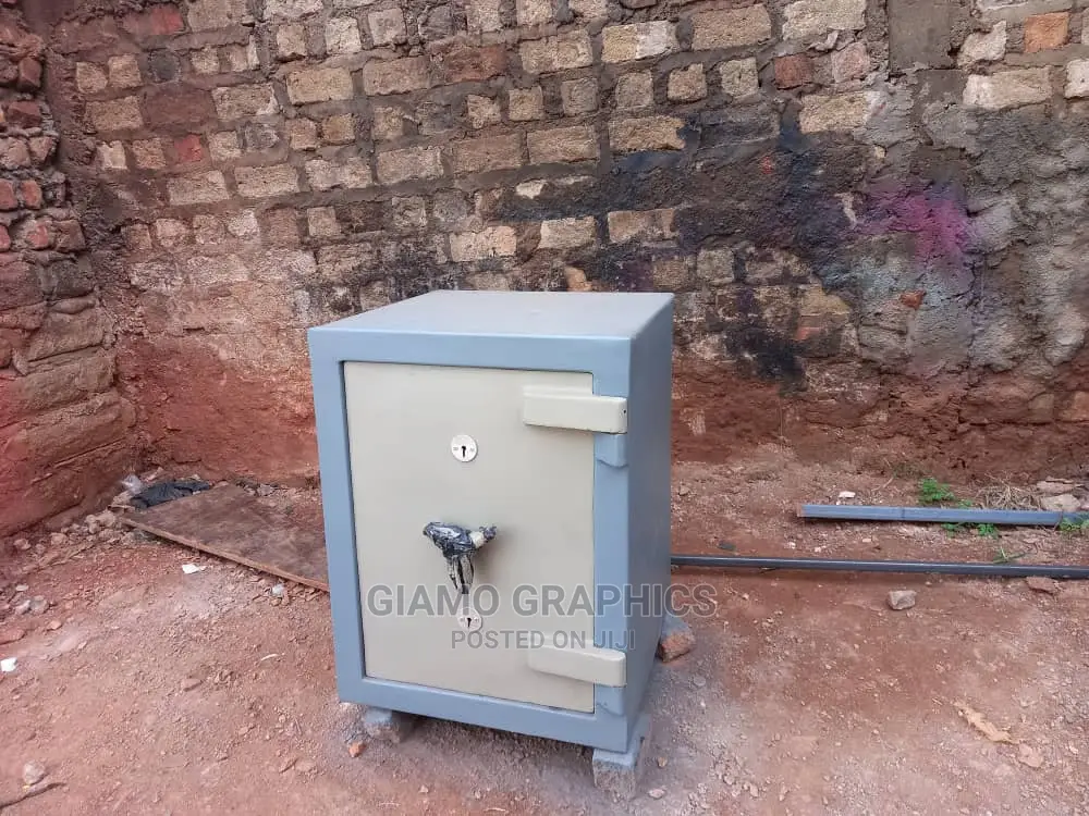 Medium Double Lock Safe
