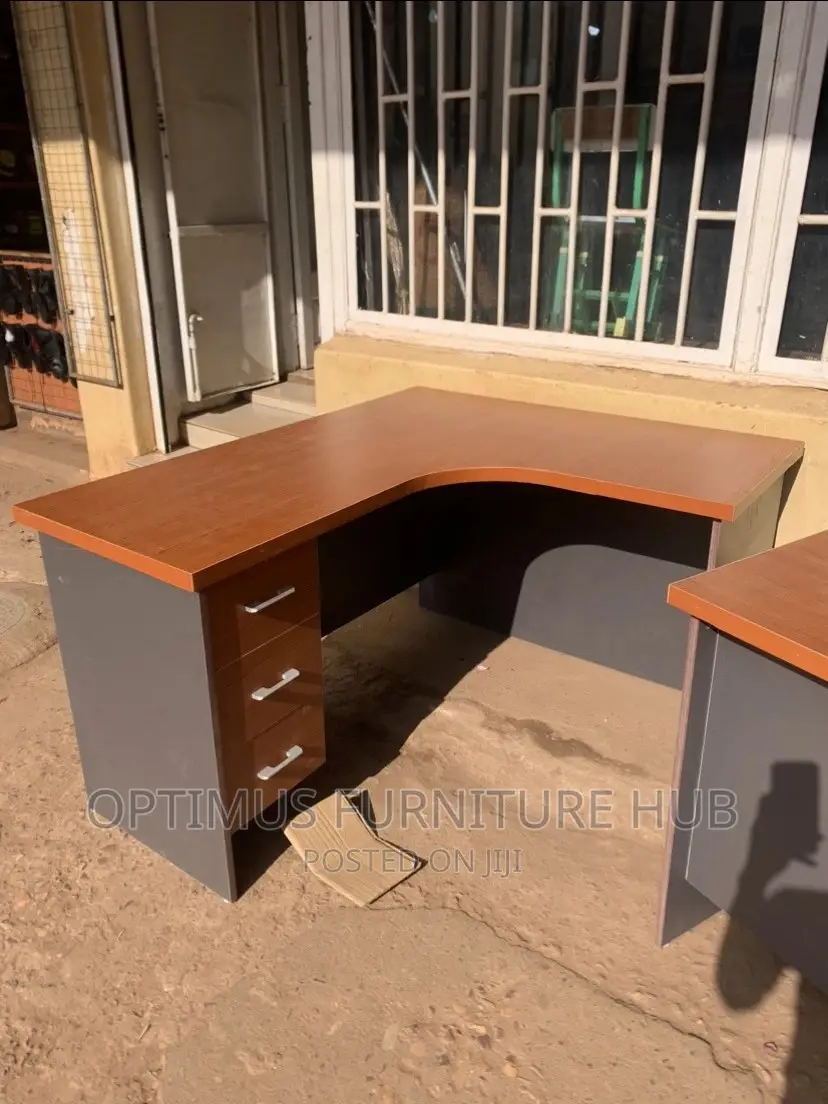 Office Desk (L-shaped)