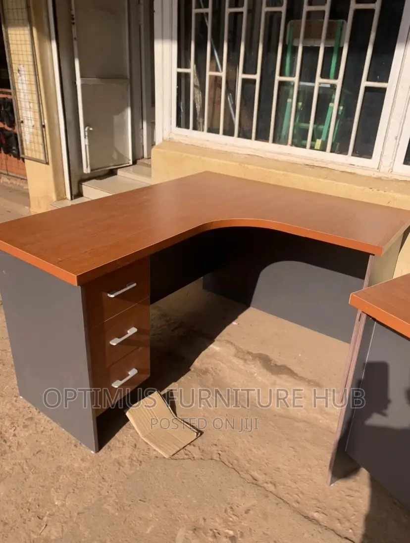 Office Desk (L-shaped)