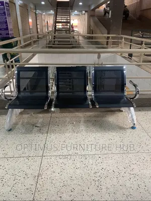 Waiting Chair (Black)