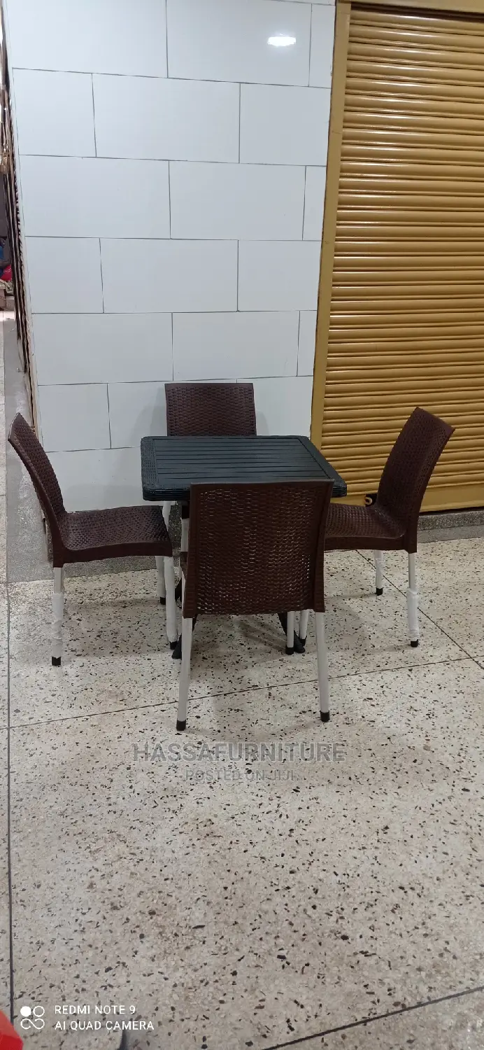 4seatets Restaurant Set