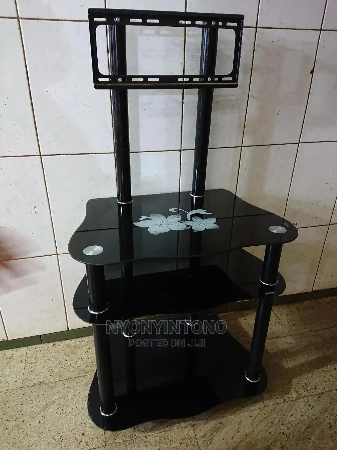 Glass Tv Stand With Ample Space for Woofers