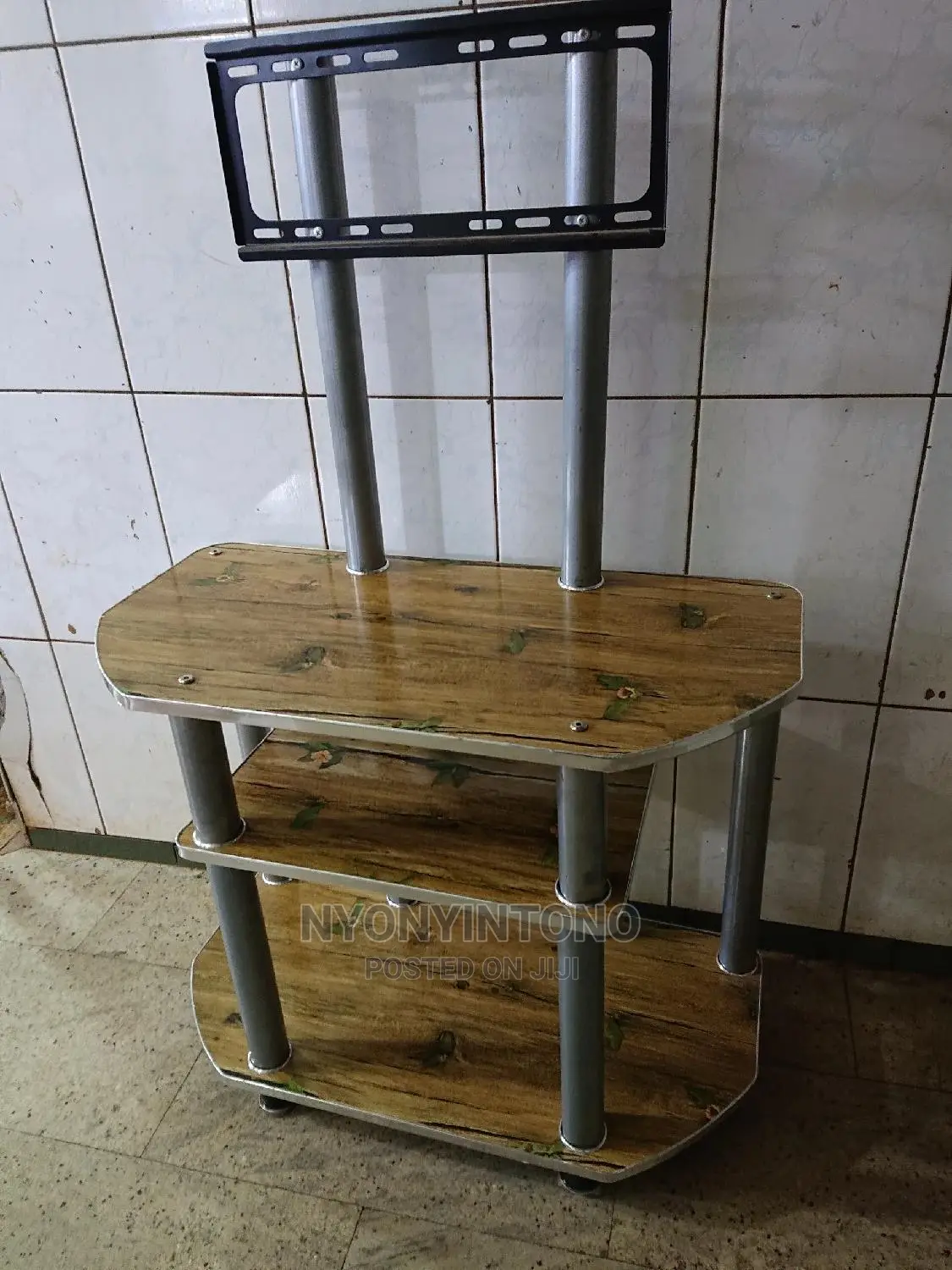 Floral Wooden Tv Stand With Space for Woofers and Speakers