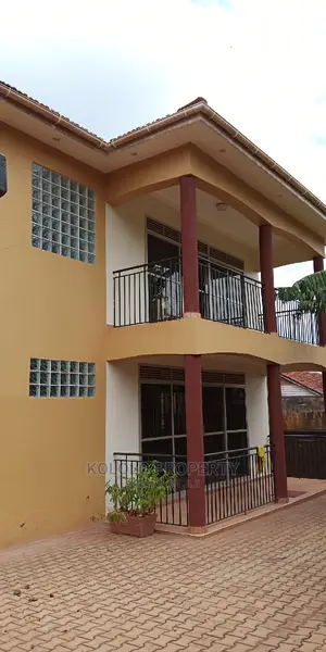 Three Bedroom House In Naguru For Rent