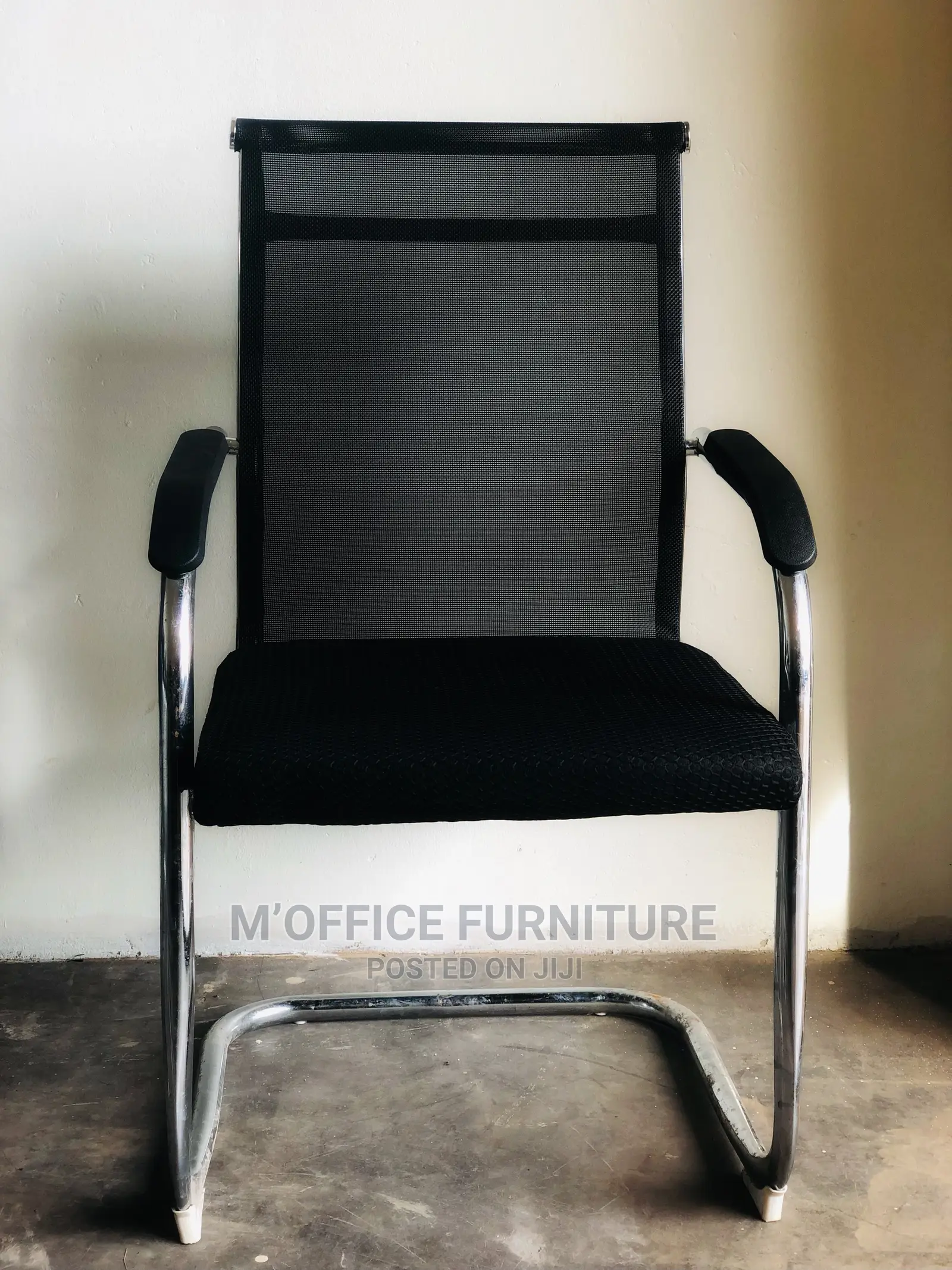 Mesh Back Guest Chairs
