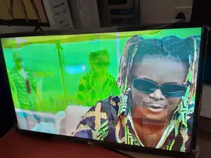 It Is a 32" LED LG Digital TV