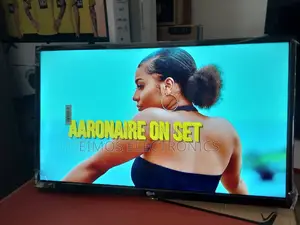 32" Lg Digital Flat Screen TV