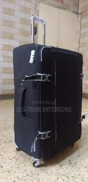 Classy Black Suitcase Exra Large