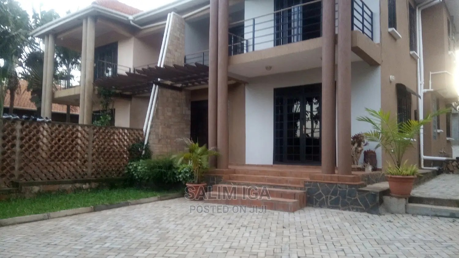 4bdrm Duplex in Kololo Property, Central Division for Rent