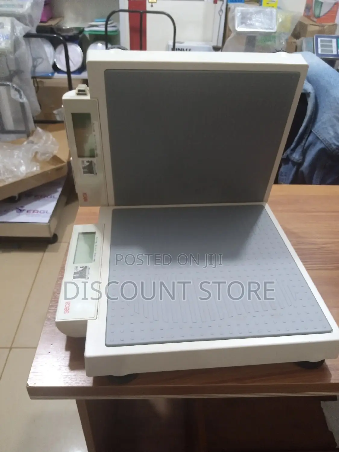 Seca Bathroom Weighing Scales
