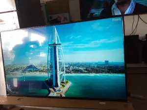 LG Smart TVS 65"