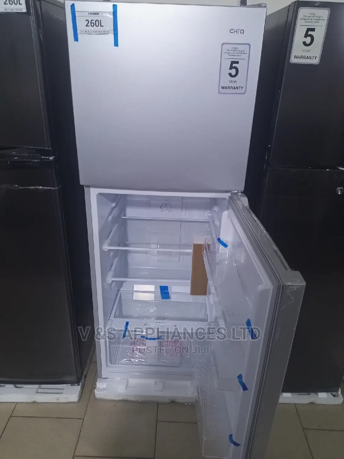 330l Chiq Double Doors With Water Dispenser