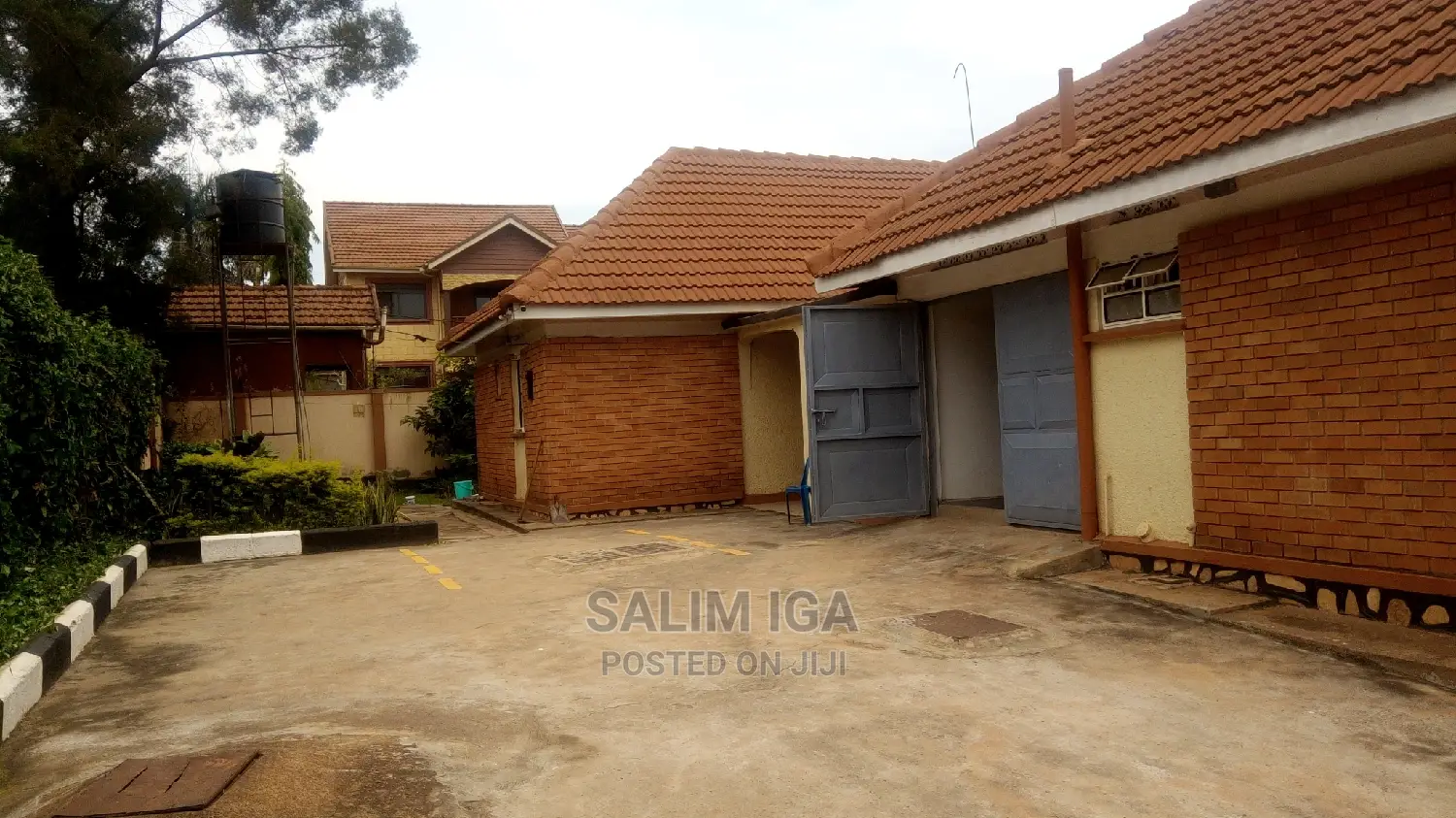 4bdrm Bungalow in Kololo Property, Central Division for Rent