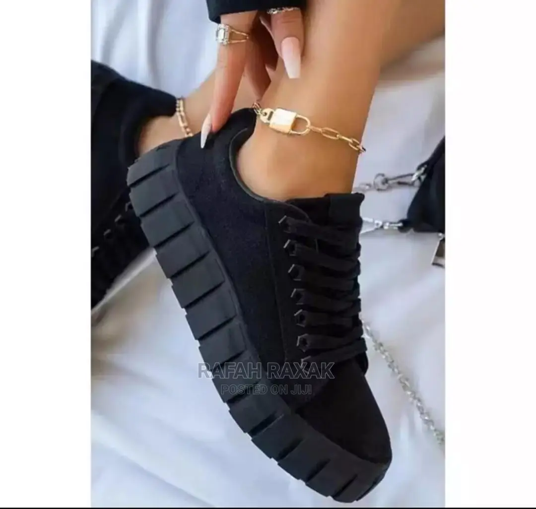 Ladies Classic Shoes