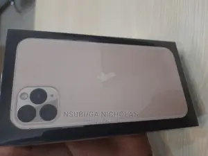 New Apple iPhone 11 Pro Max 256 GB Gold