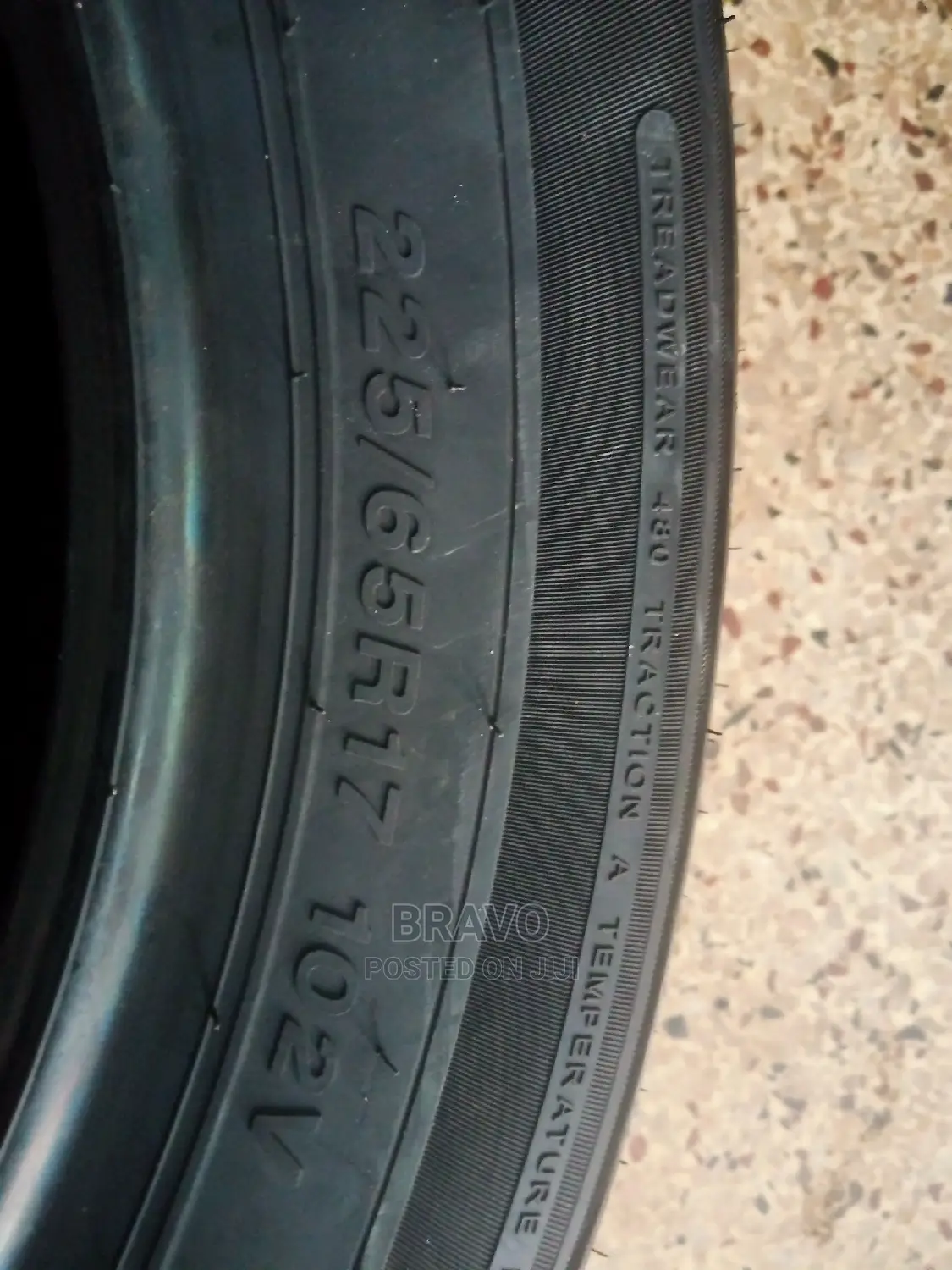225/65r17 Tyre for Klugar