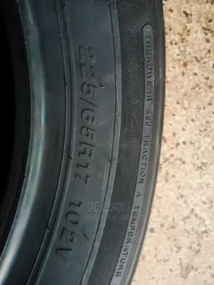 225/65r17 Tyre for Klugar