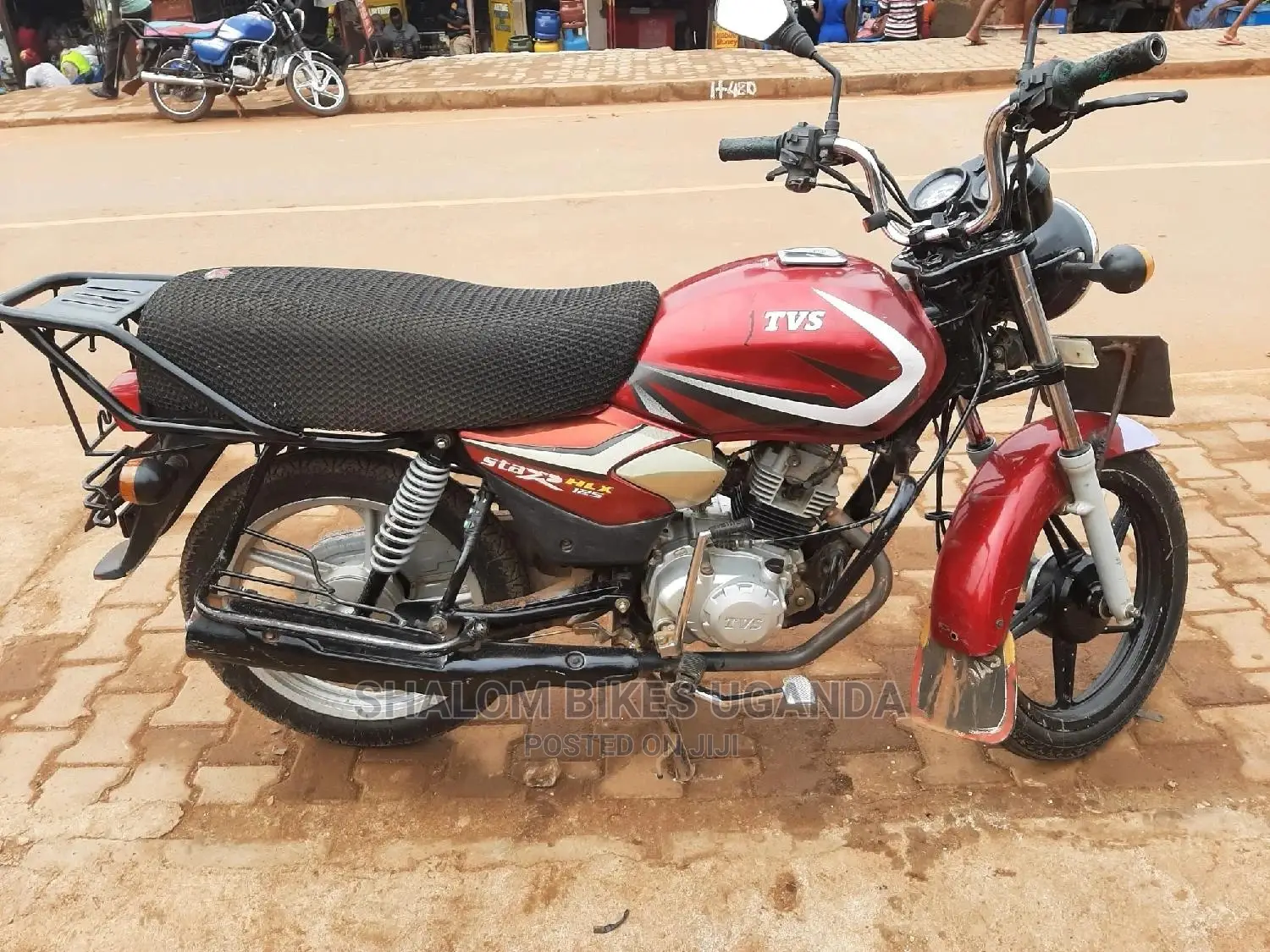 TVS HLX 125 2021 Red