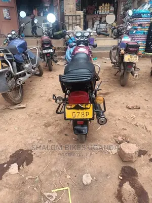Yamaha V Max 2017 Red