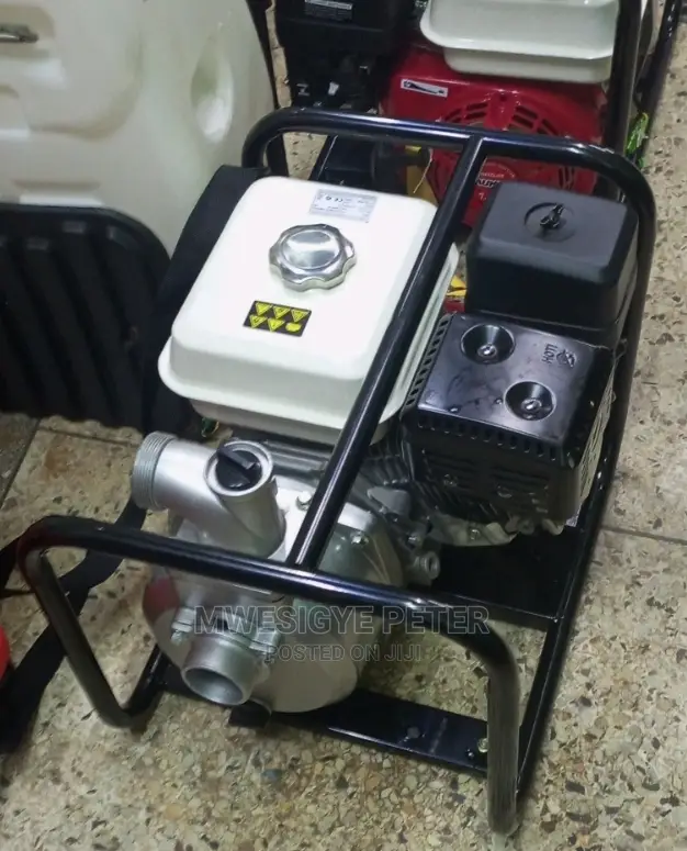 LC5ZB100-9Q Water Pump