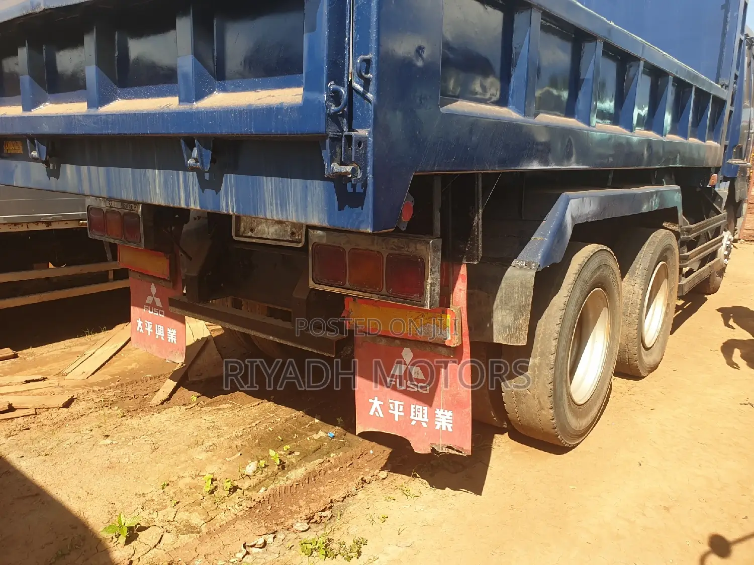 Dumper Truck