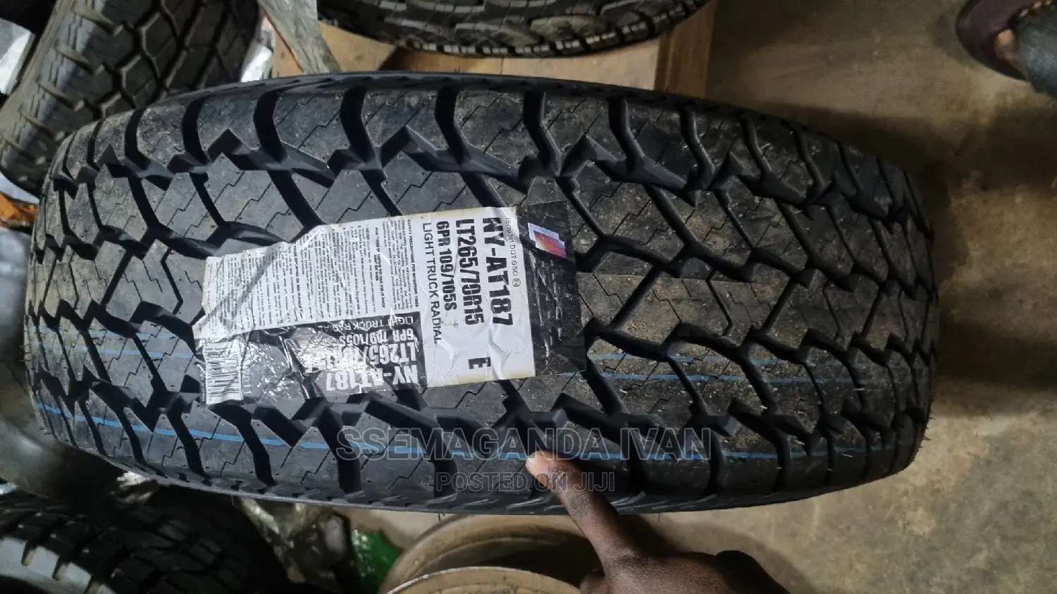 265/70r15 Onyx Tires