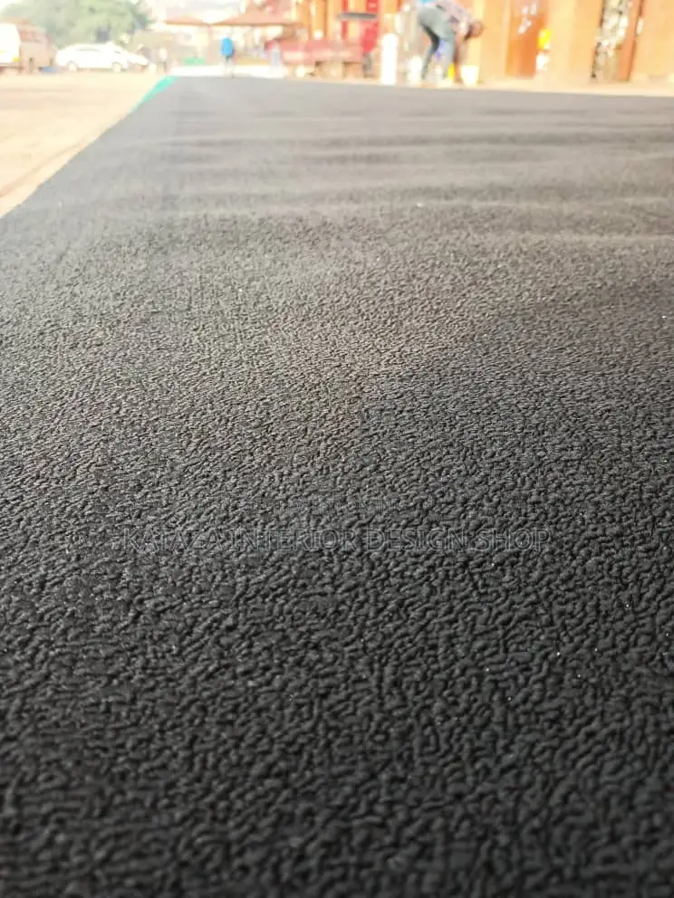 Wall to Wall Woolen Carpets/Woolen Carpets