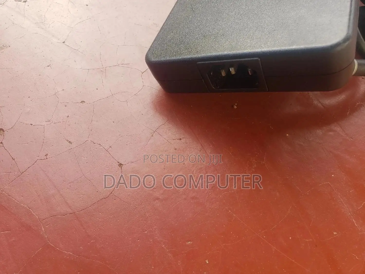Dell Adptor 19.5v 12.3a