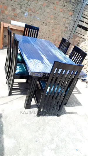 Dinning Table 6seaters