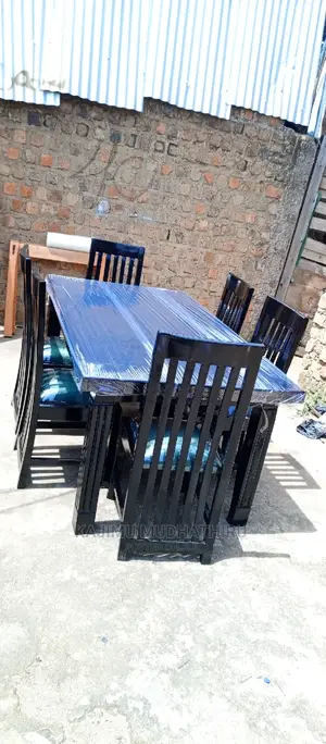 Dinning Table 6seaters
