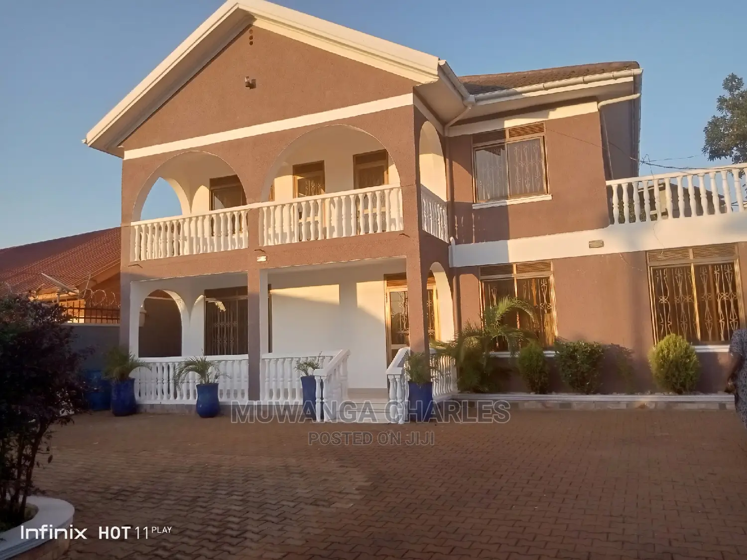 4bdrm Duplex in Fs Properties Ltd, Central Division for Rent