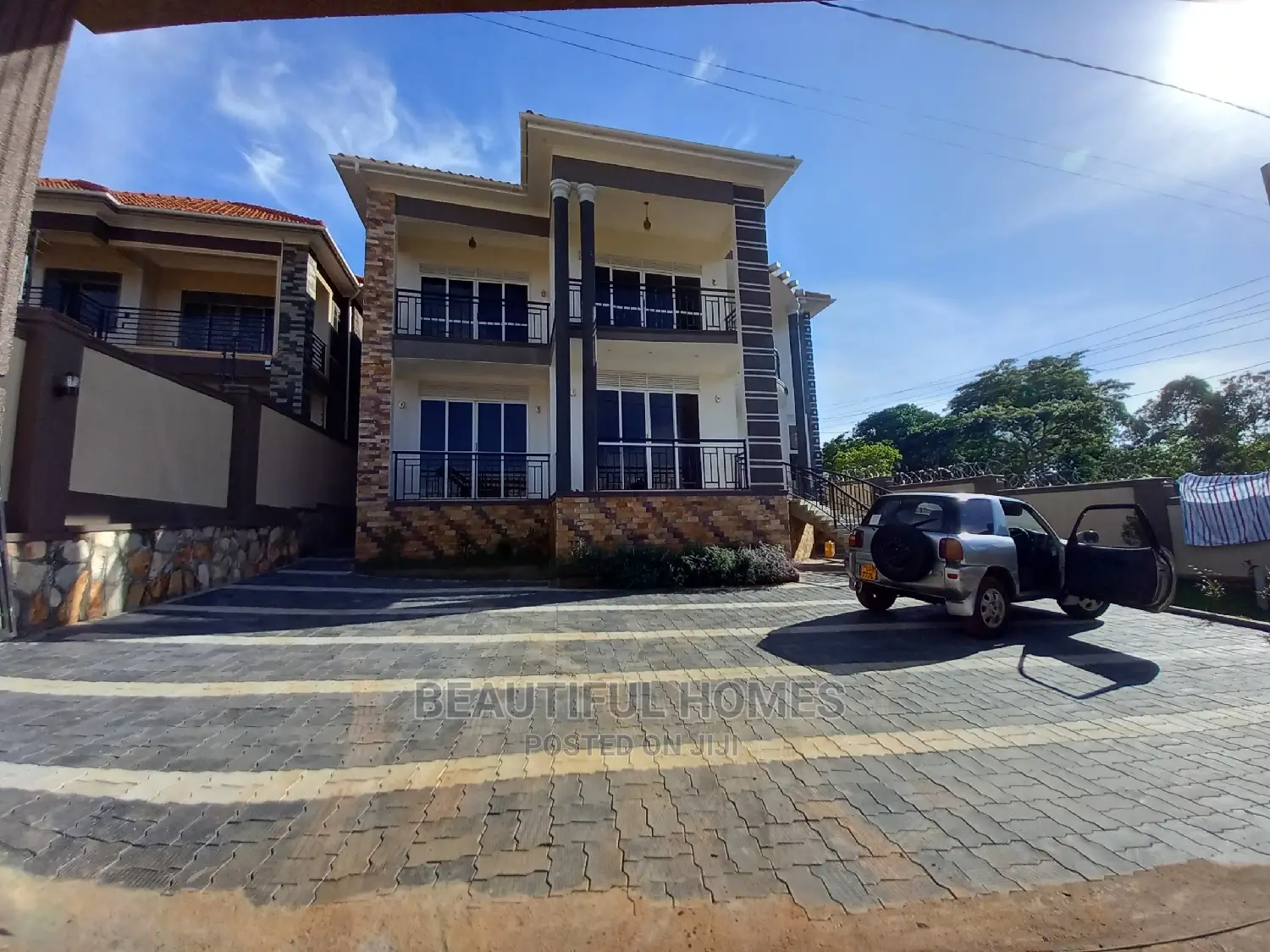Furnished 6bdrm Mansion in Kiwatule, Central Division for Sale