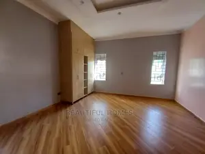 Furnished 6bdrm Duplex in Kiwatule, Central Division for Sale