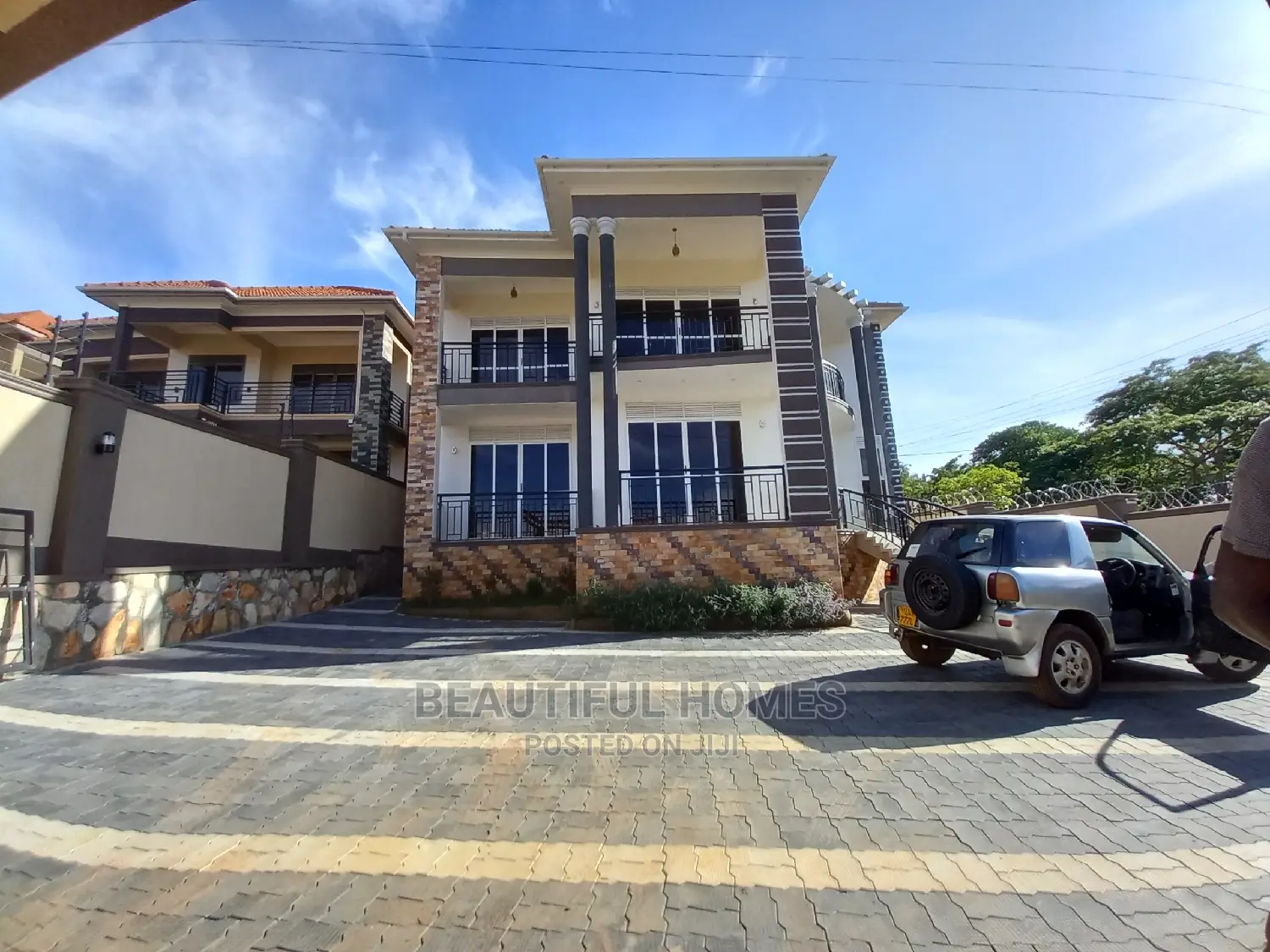 Furnished 6bdrm Mansion in Kiwatule Most, Central Division for Sale
