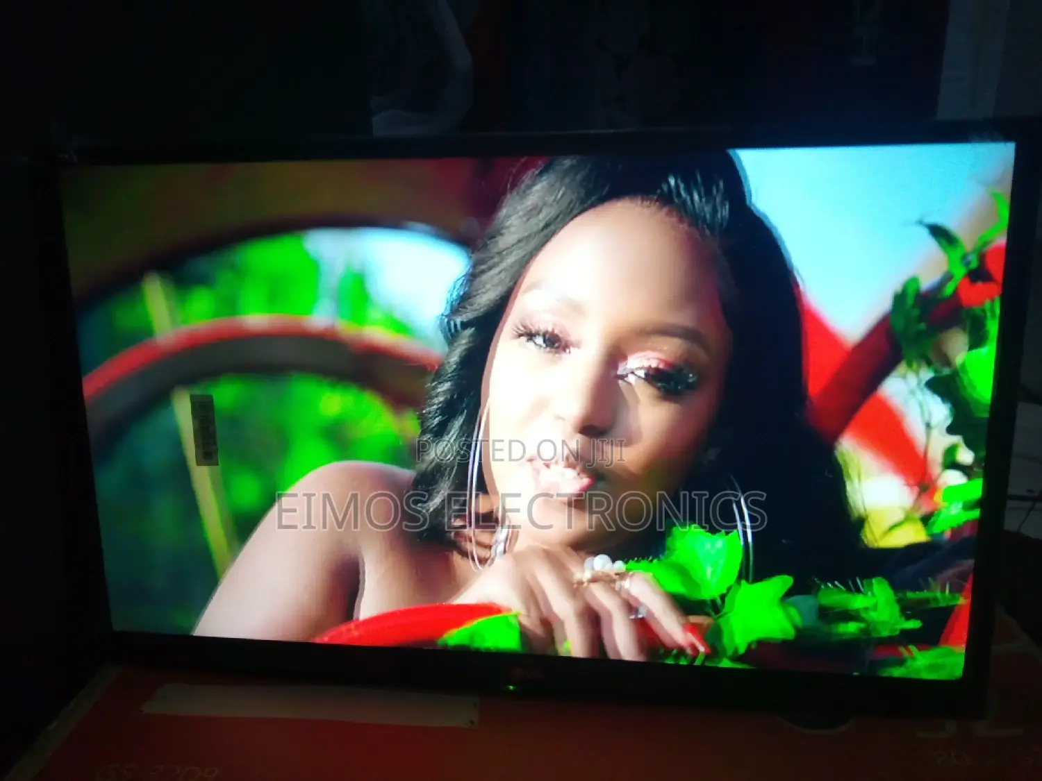 Brand New 32" LED LG Digital TV