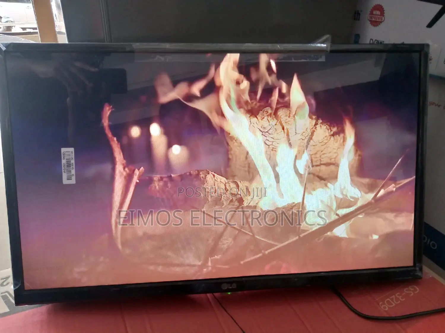 32 Inches Lg Digital Flat Screen TV