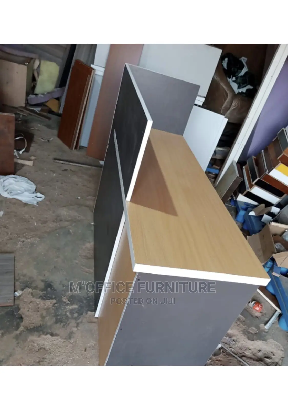 Reception Counter/Table