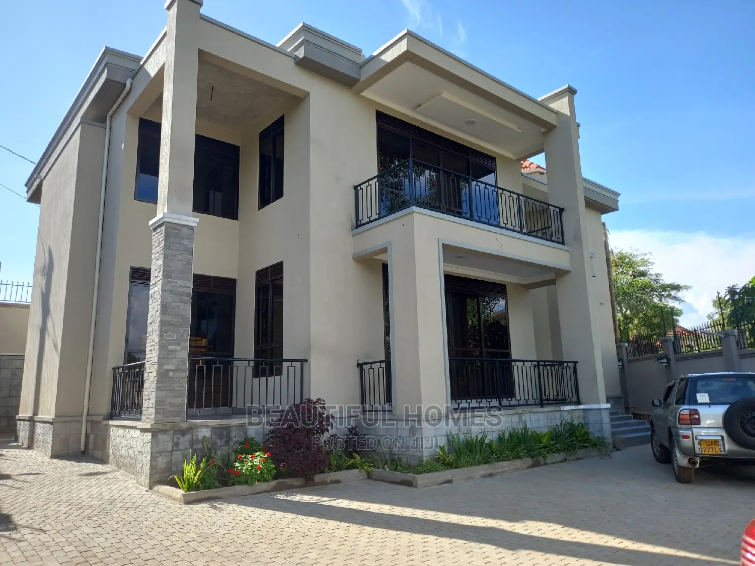 Furnished 6bdrm Mansion in Kiwatule Bidandi, Central Division for Sale