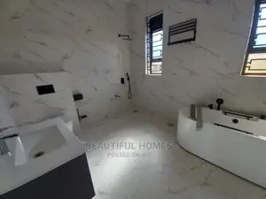 Furnished 6bdrm House in Kiwatule, Central Division for Sale