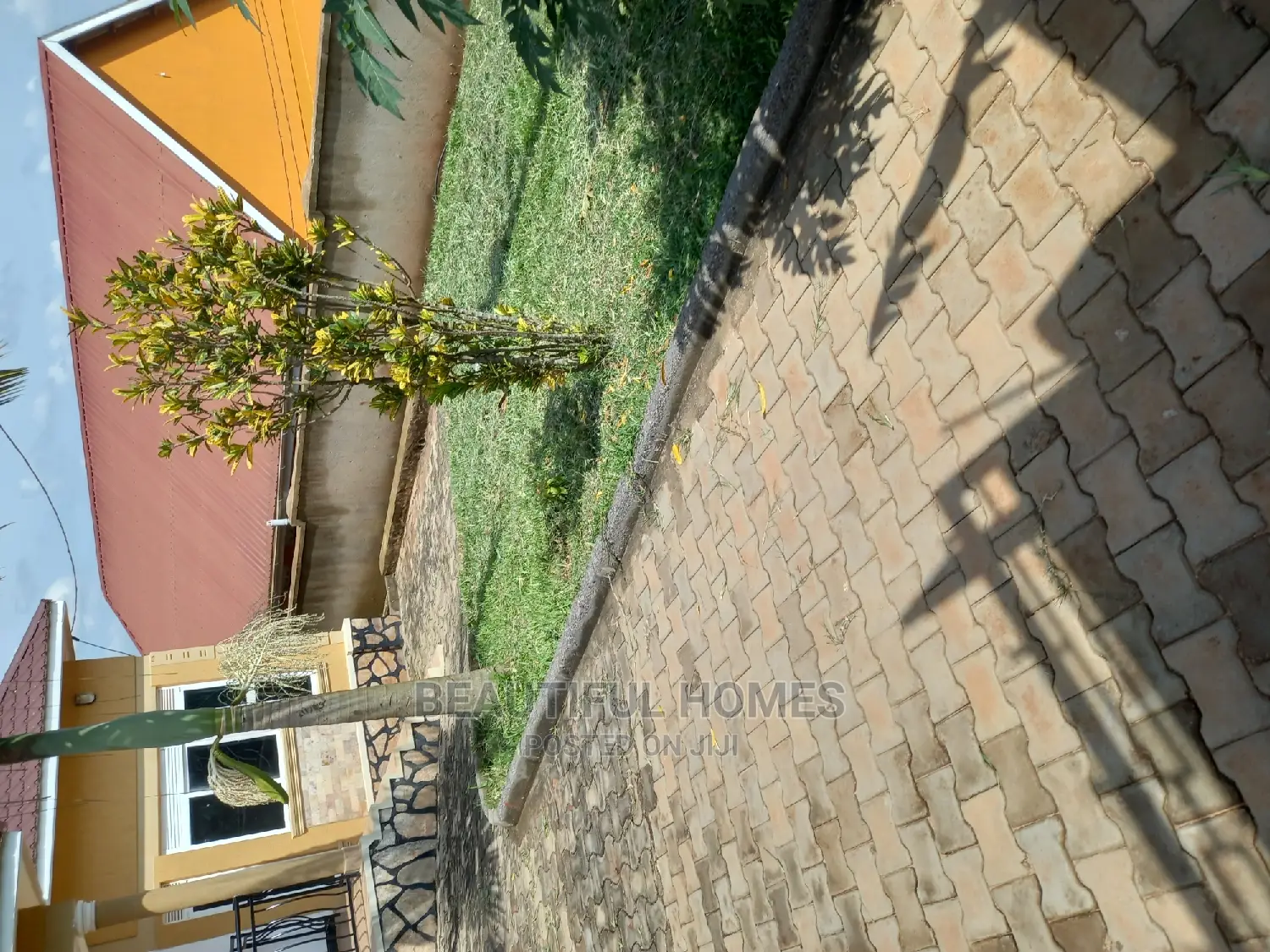 Furnished 3bdrm House in Kira for Sale
