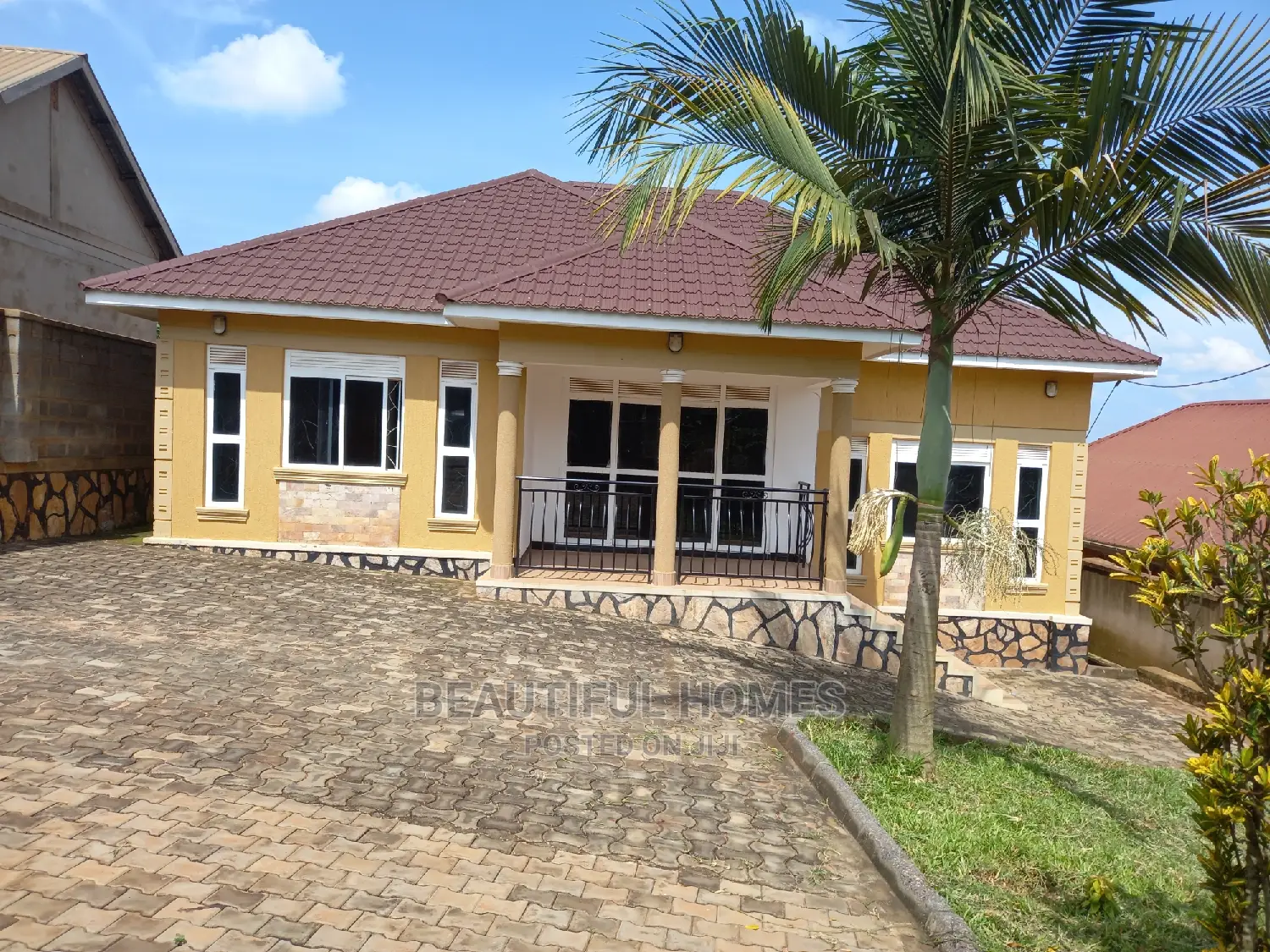 Furnished 3bdrm House in Kira Posh for Sale
