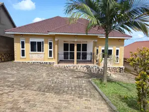 Furnished 3bdrm House in Kira Posh for Sale