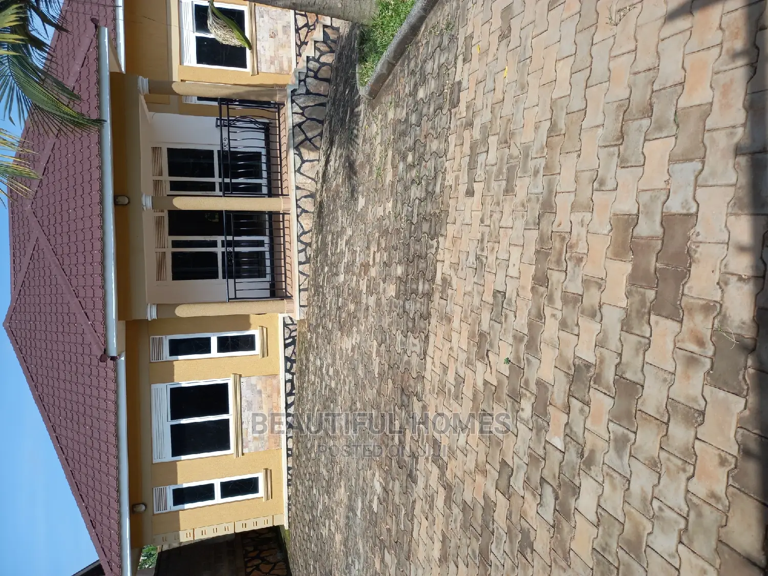 Furnished 3bdrm Bungalow in Kira for Sale