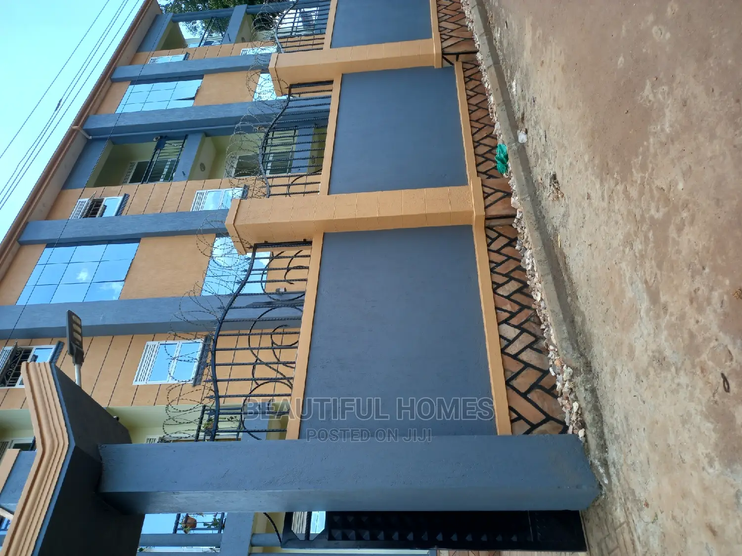 Furnished 2bdrm Block of Flats in Najjera, Central Division for Sale