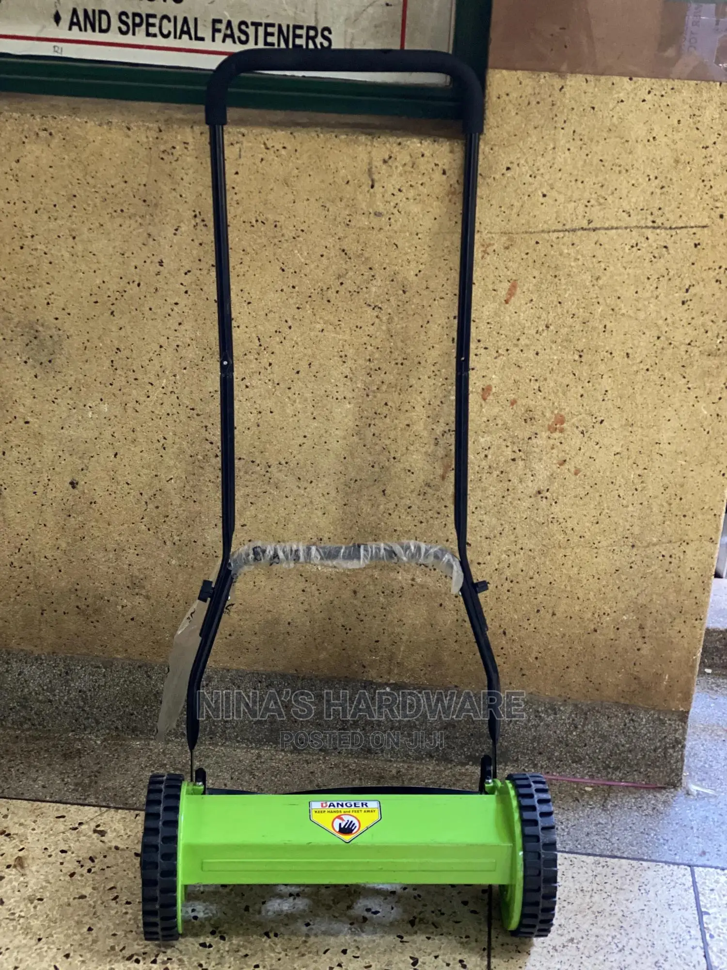 Manual Brush Cutter (Manual Grass Cutter 16inch)