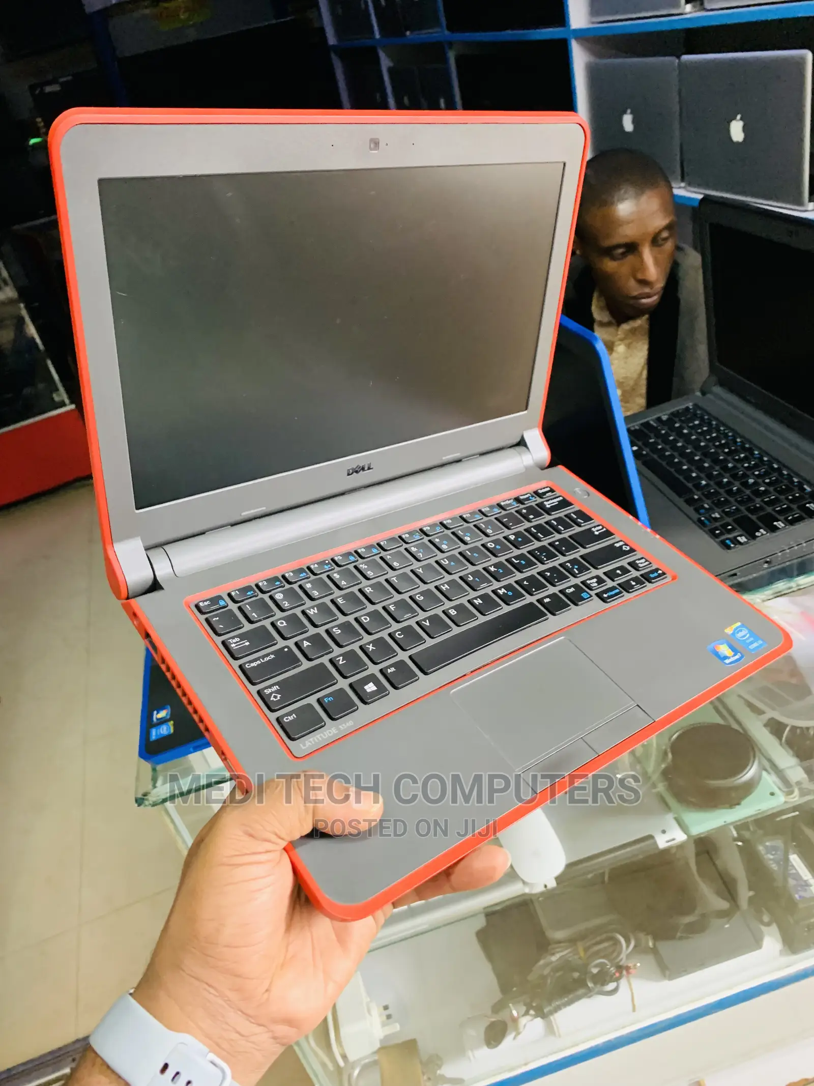 Laptop Dell Latitude 13 3340 4GB Intel Core I5 HDD 500GB