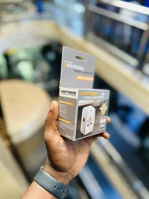 Universal Adapter Supports Over 150 Countries