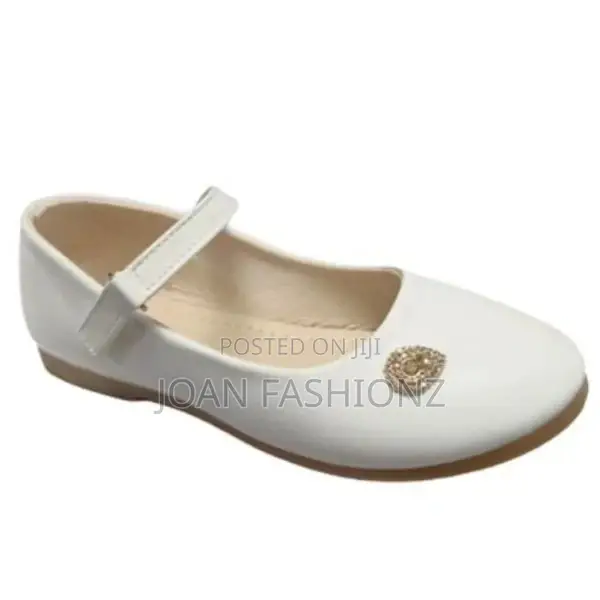 Girls Designer Pumps-White