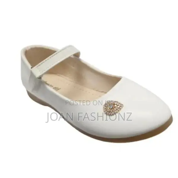 Girls Designer Pumps-White
