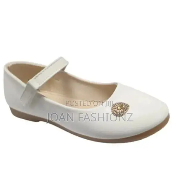 Girls Designer Pumps-White